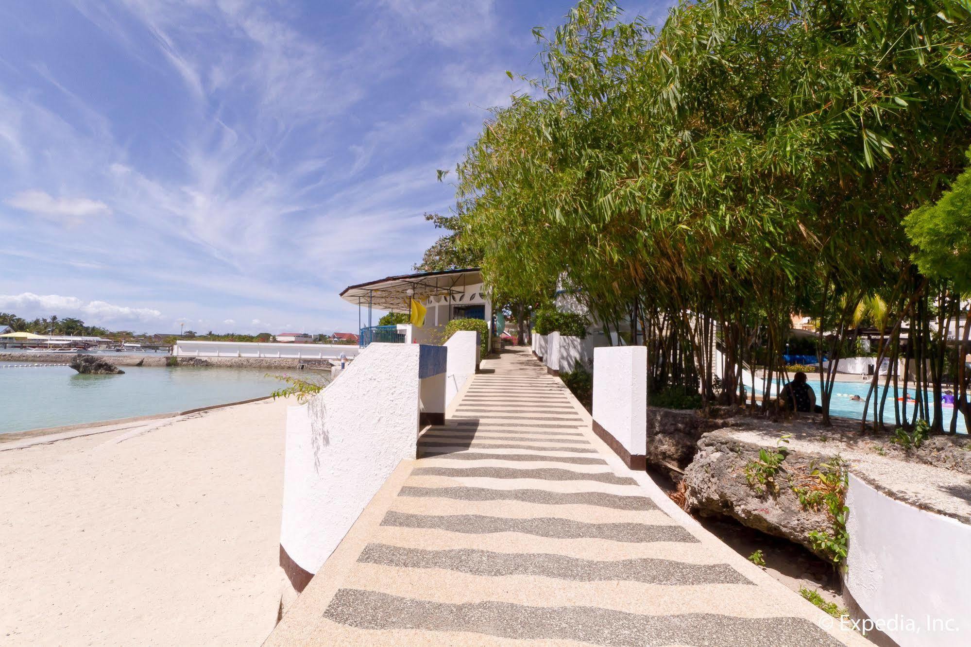 Egi Resort & Hotel Lapu-Lapu City Exterior photo